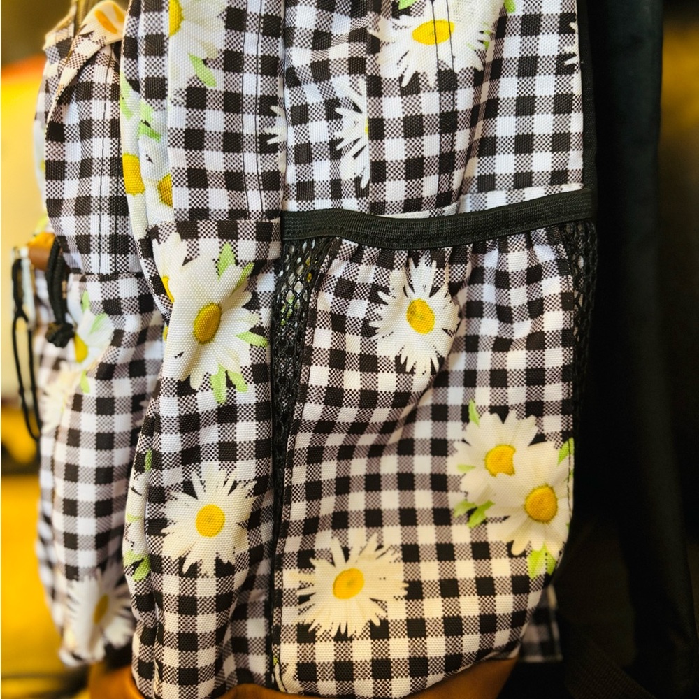 Jansport 17.5 Backpack “Daisy Mae” - Picture 7 of 13